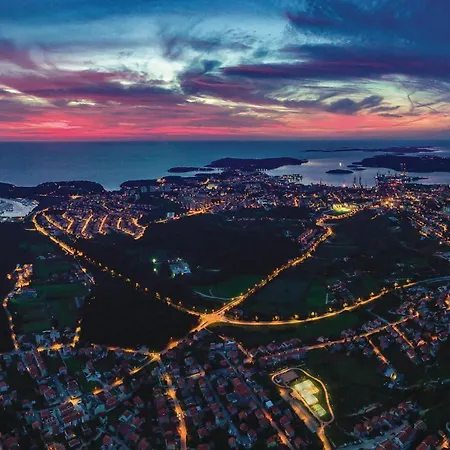 Cozy In With Wifi Pula