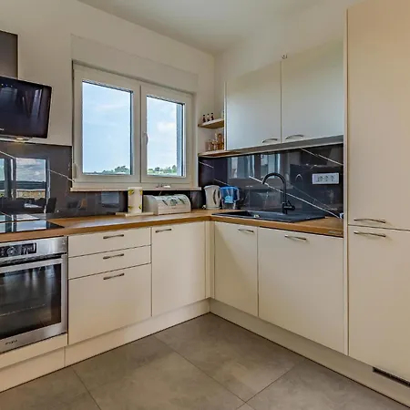 Nyaraló Cozy In With Wifi