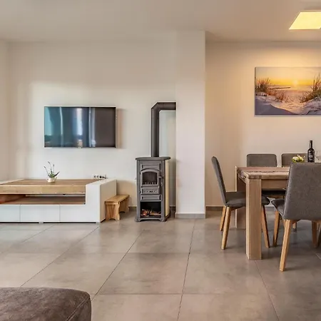 Ferienhaus Cozy In With Wifi *